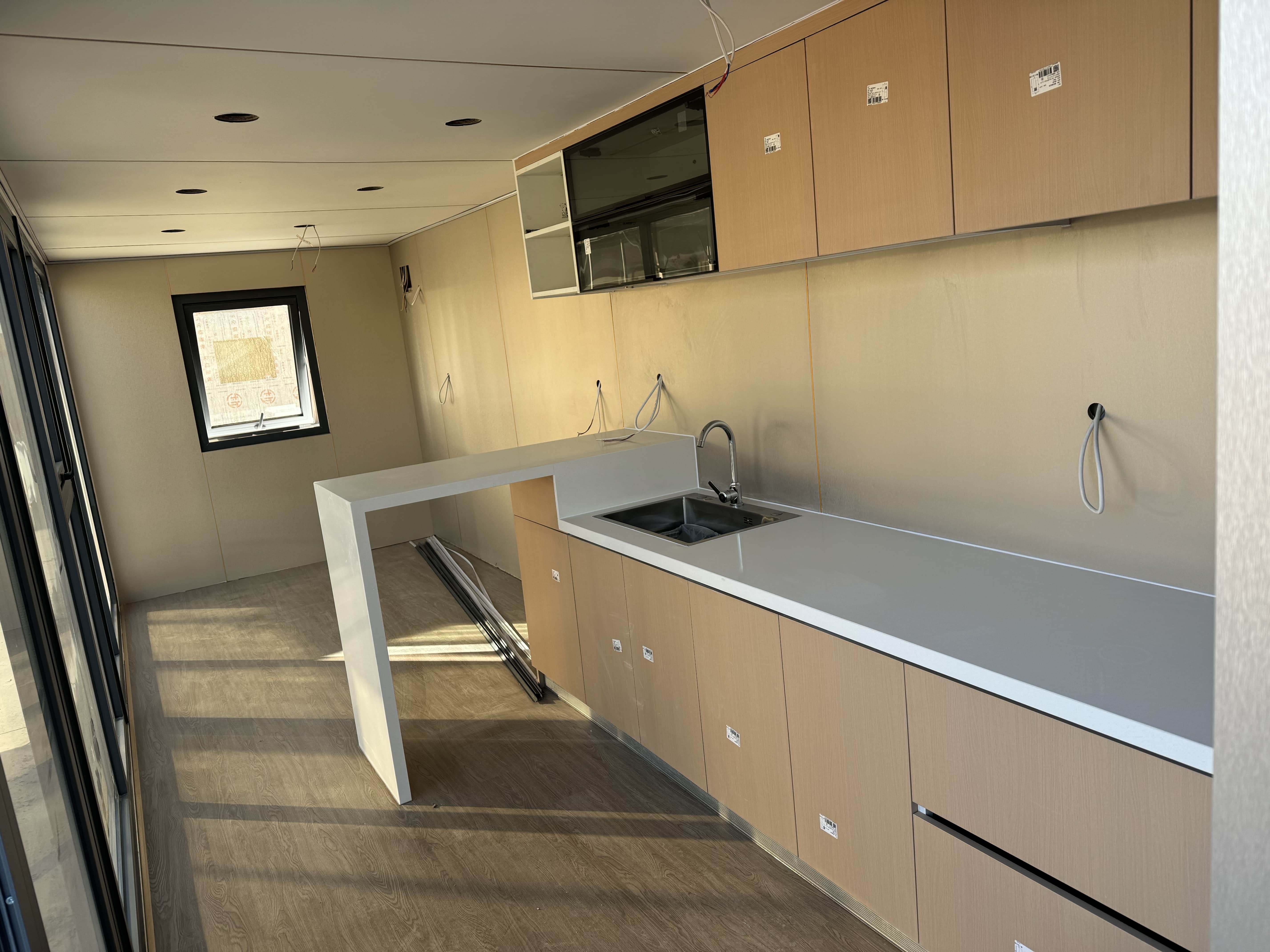 Expandable Container House Model 4