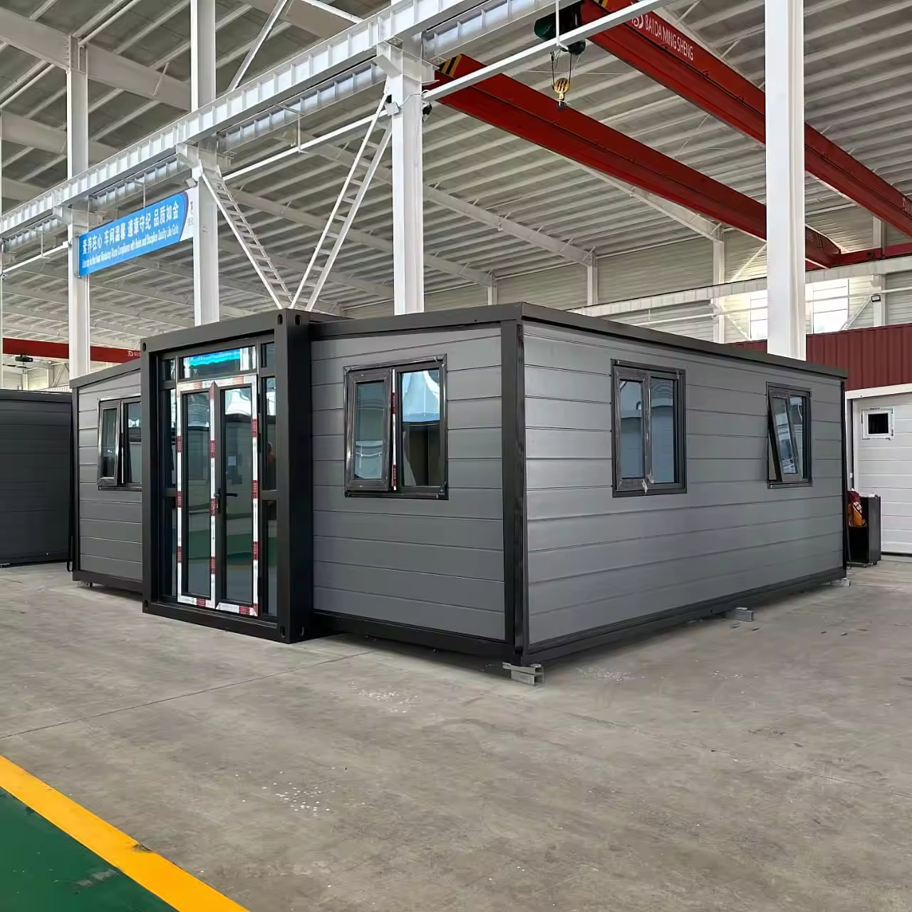 Thailand Mobile Medical Clinic Ready to Use Custom Interior Layout Engineering Solution Bulk Double Wing Expandable House