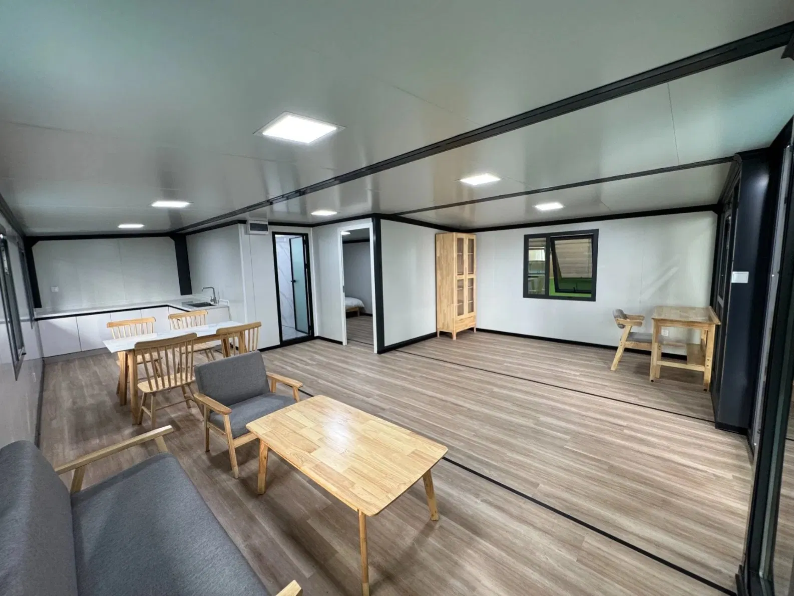 China Professional Manufacture Expandable Container 20FT 30FT 40FT Modular House for Family Vacation Weekend Getaway Living Space for Sale