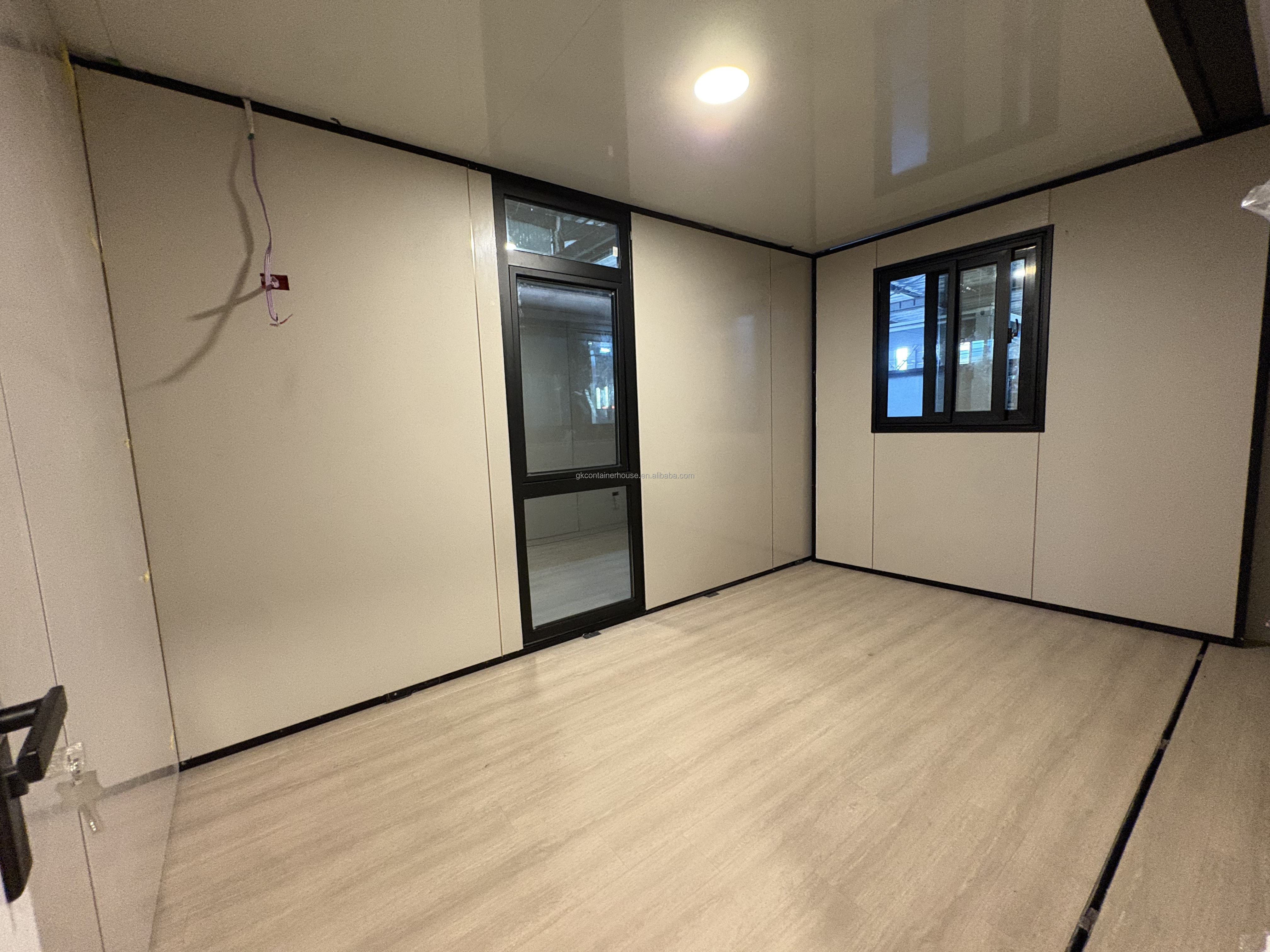 Expandable Modular Container House with Bedroom Kitchen and Toilet for Worker Camp