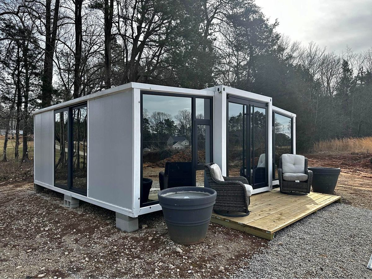 Quick Response Expandable House Double Wing Rapid Deployment Emergency Shelter Portable Modular Folding Clinic/Hospital