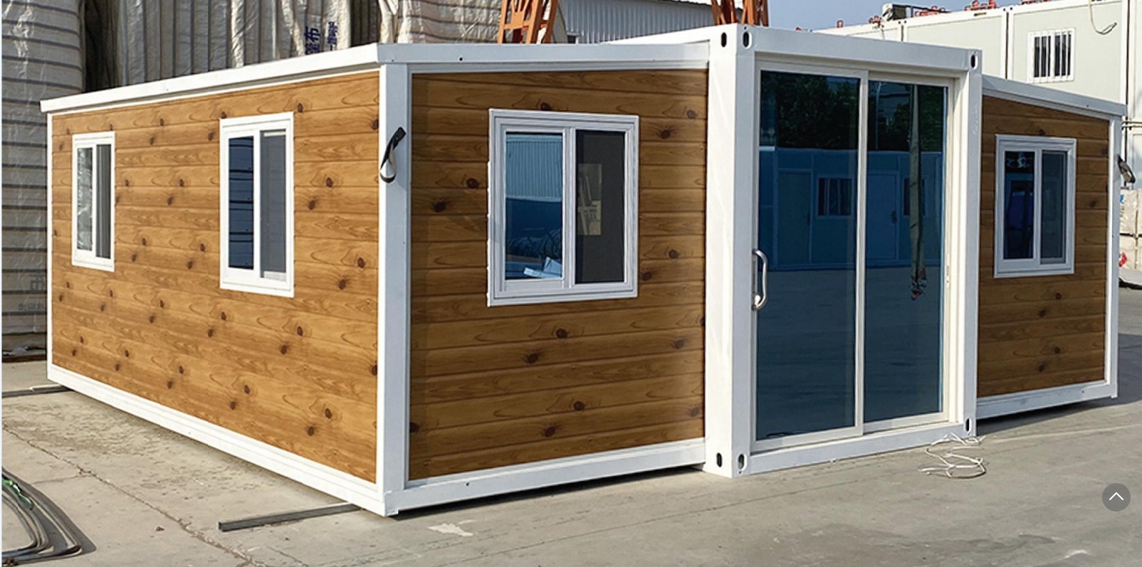 Brand New 40ft High Quality Expandable Container House Tiny Homes Made Steel Sandwich Panel Outdoor Courtyard Bathroom Apartment