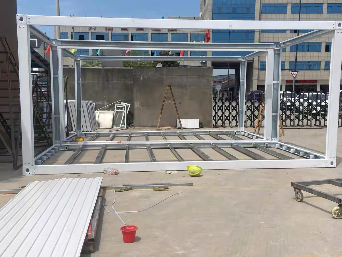 DYCE2 Low Price Flat Top Outdoor White Custom Design Boxable Expandable Wholesale House Frame Steel Structure