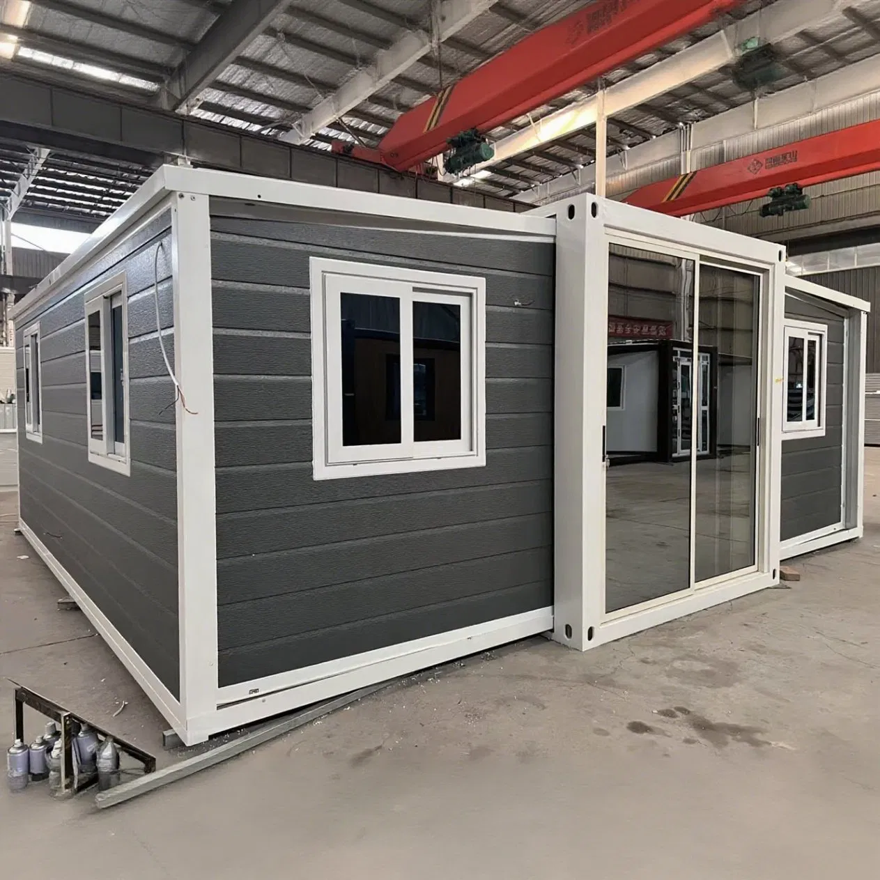 Portable Expandable Camp Housing with Toilet, Shower and Kitchenette