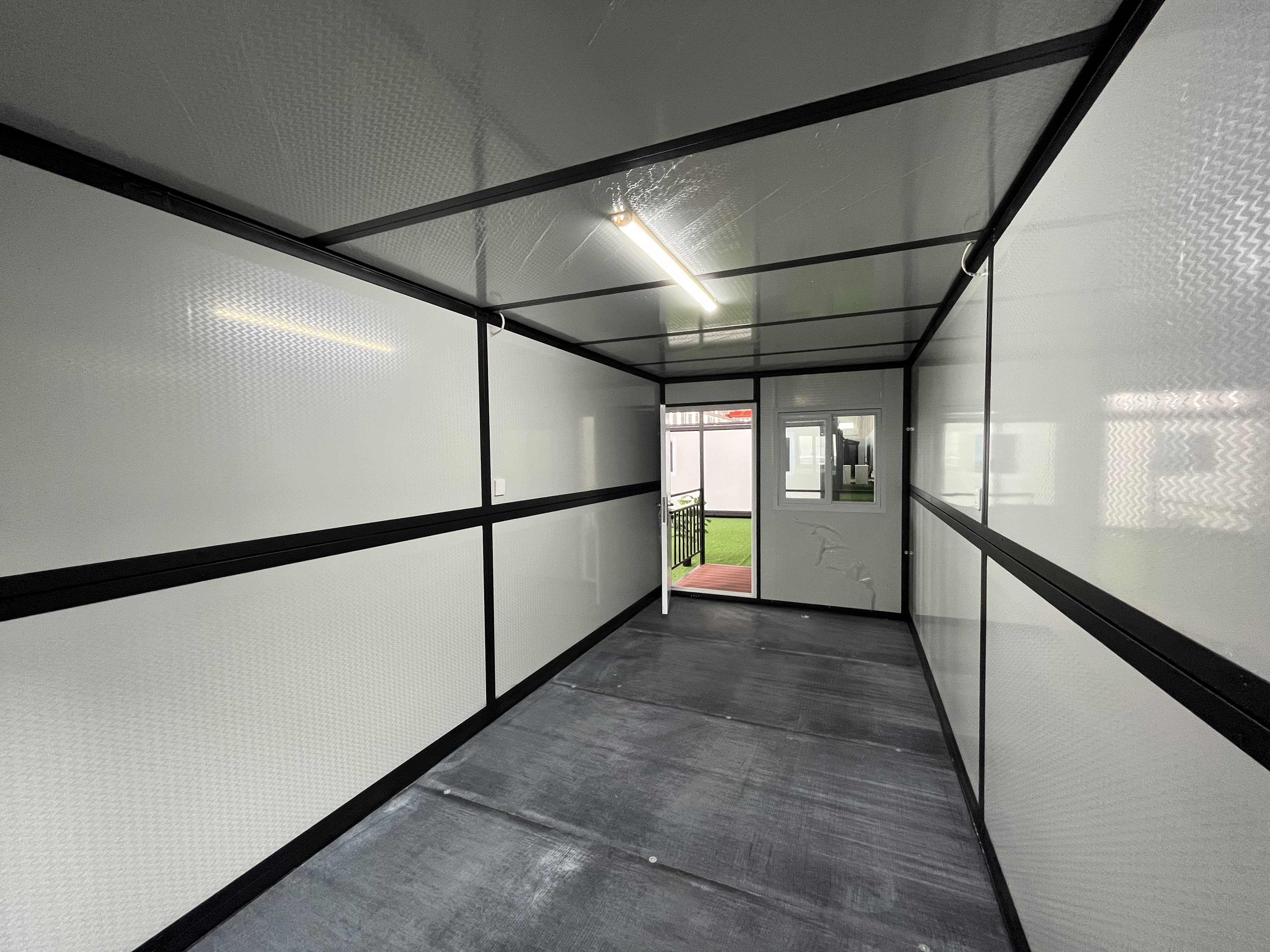 Portable Foldable Expandable Containerized Office Buildings Shipping Warehouse Container Houses Galvanized Steel Modern Design 5