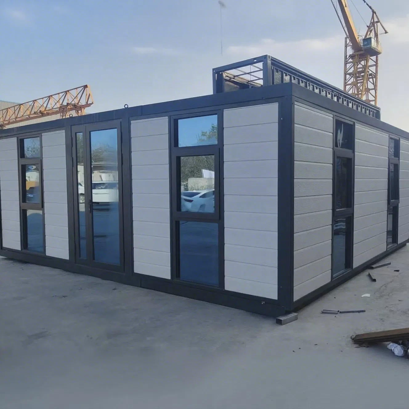 Low-Cost Expandable Container Camp Housing with Toilet &amp; Kitchenette