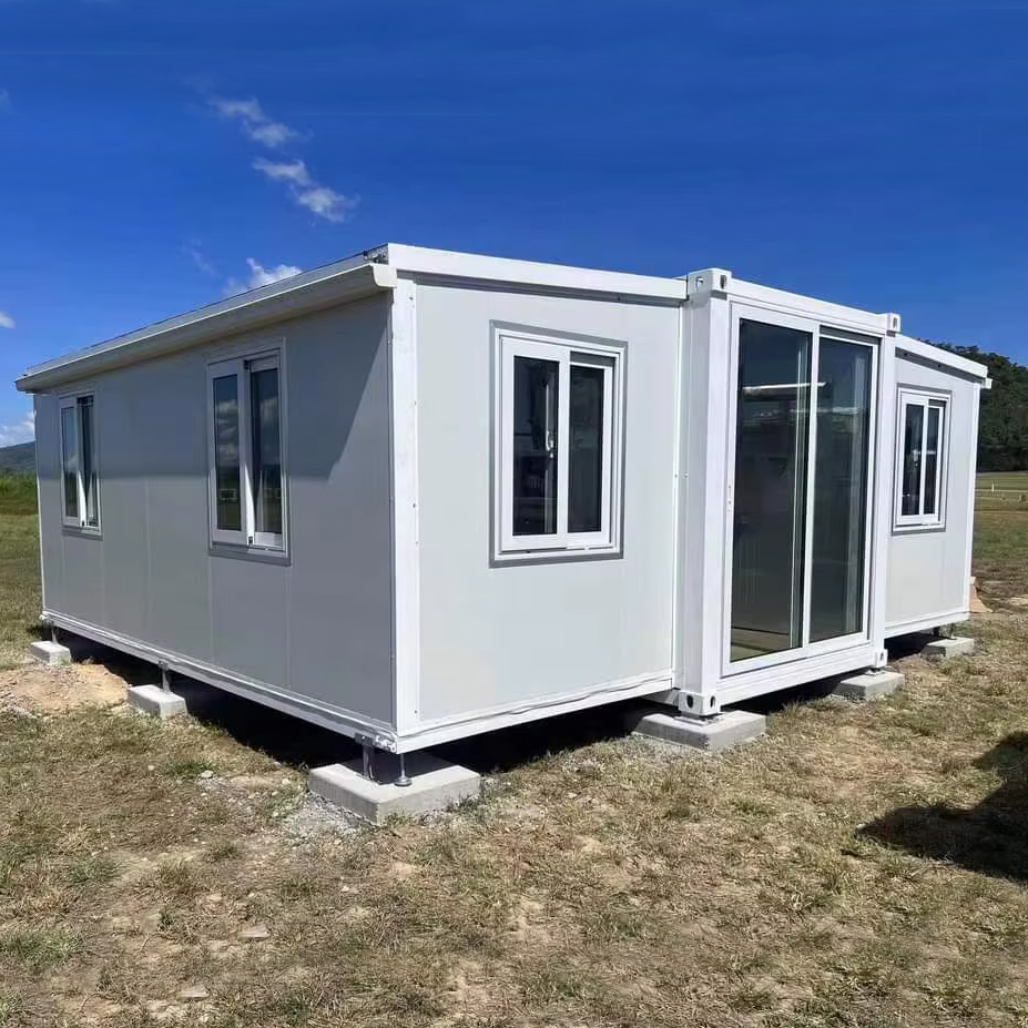 Expandable House the Preferred Mobile Travel Cabin for Customized Size Camping Hotels Can Be Towed by Trailer