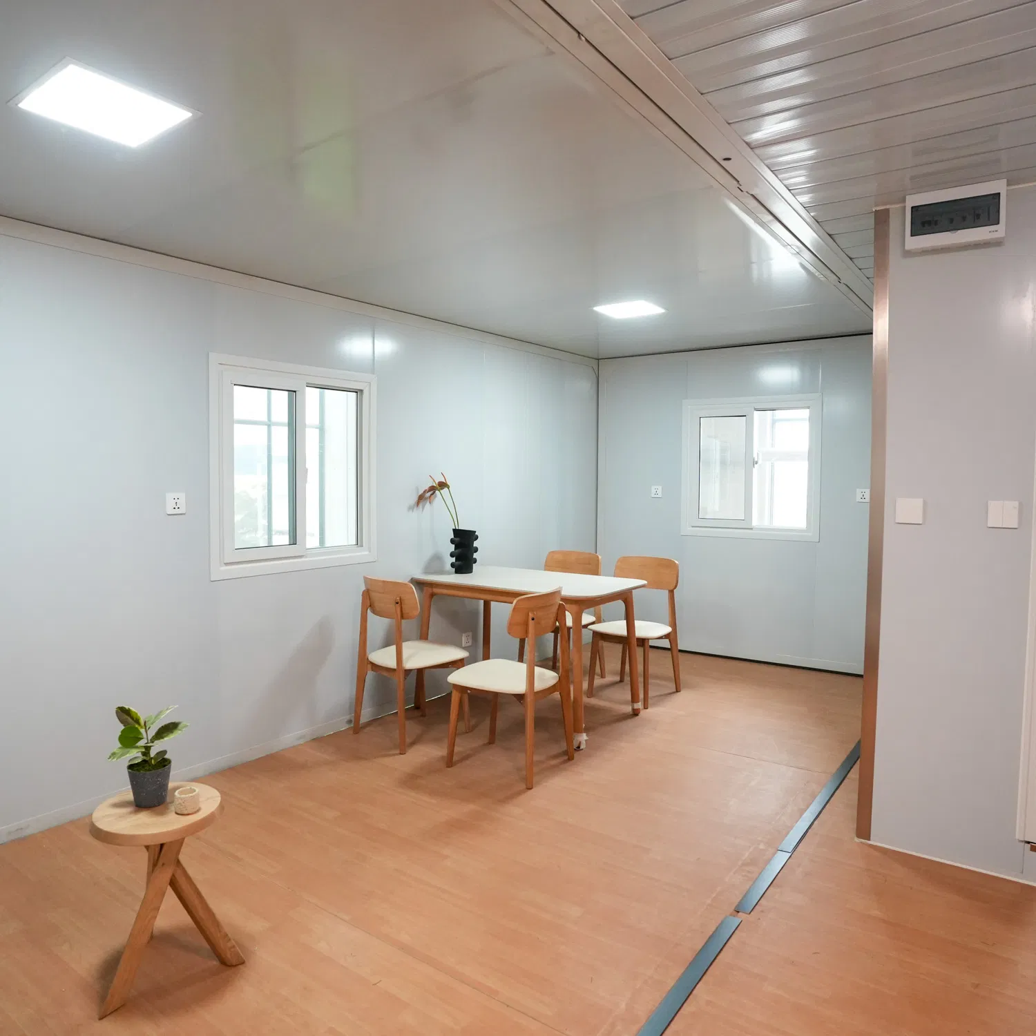 Innovative Expandable Container Home: Durable Compact Foldable Container Housing Options