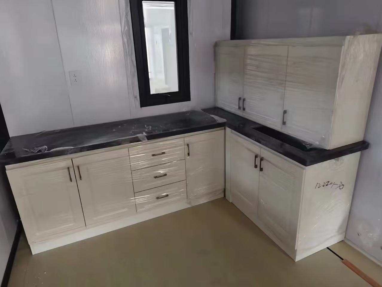 Interior Photo 4