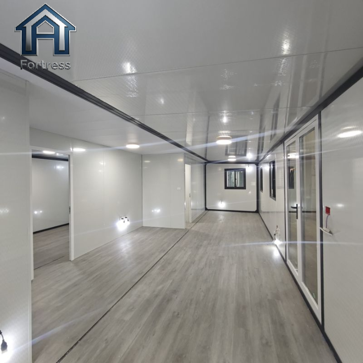 20 40 Foot Double Wing Expansion Box 1-4 Bedroom Expandable Container House With Bedroom Living Room Kitchen and Bathroom