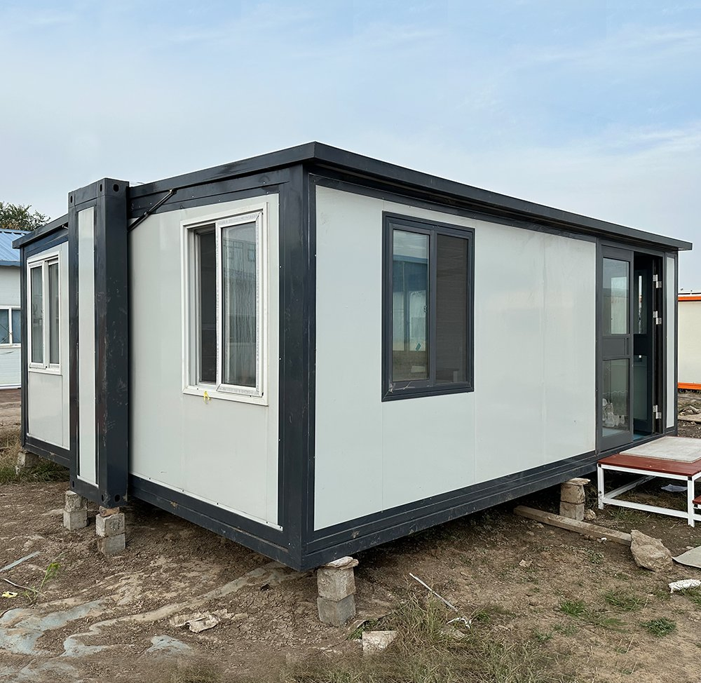 Expandable Prefabricated House Capsule Vacation Hotel Family Sleep Outdoor Mobile Small House