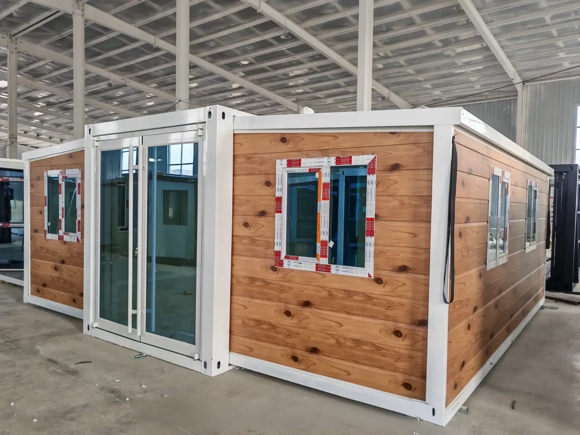China Prefab 20ft 30ft 40ft Mobile Extensible Expandable Container Living House with Bathroom and Kitchen