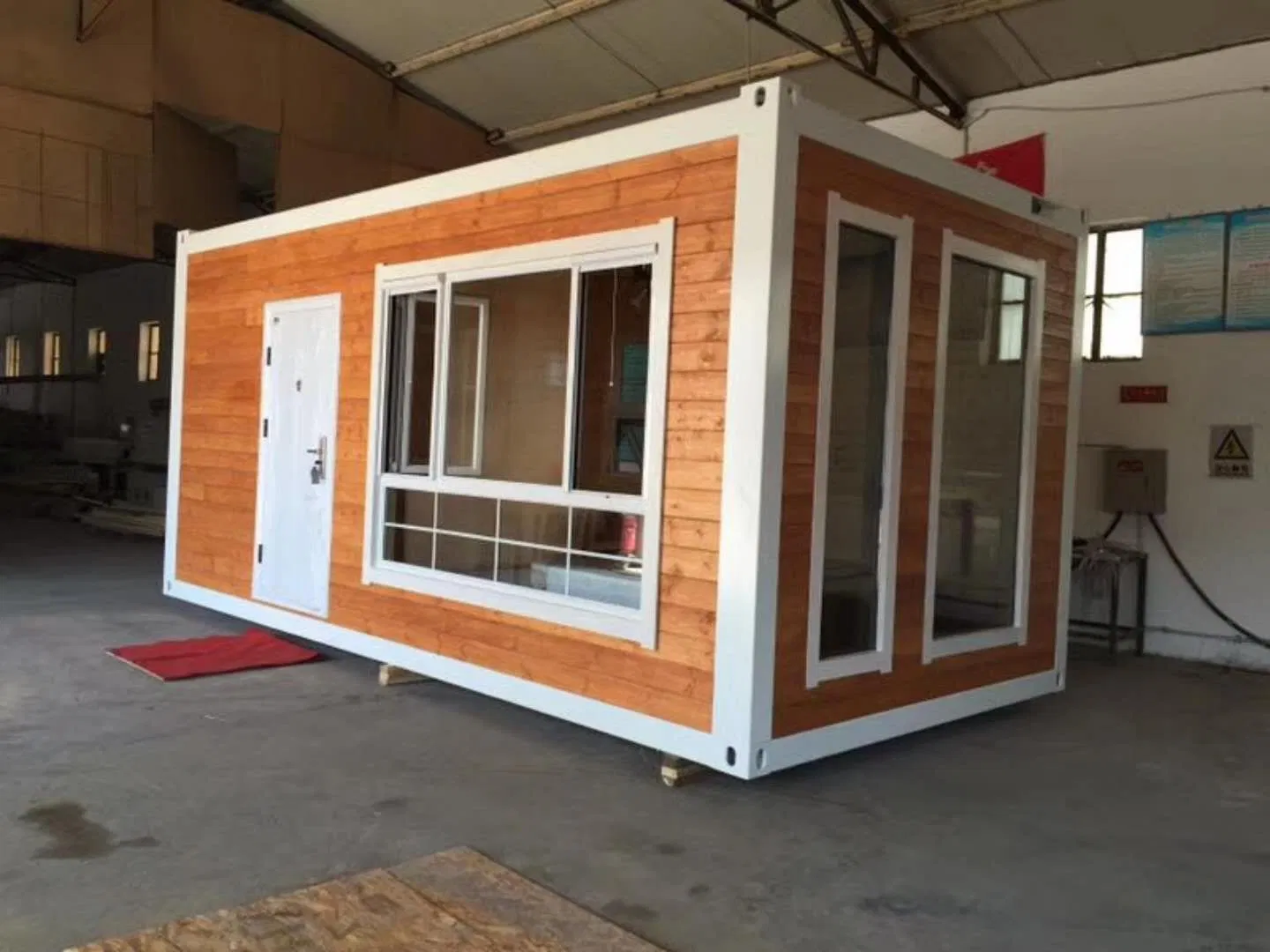 Eco Friendly Expandable Container House Modular Construction for Residential Use Guest Houses and Vacation Villas with Thermal Insulation