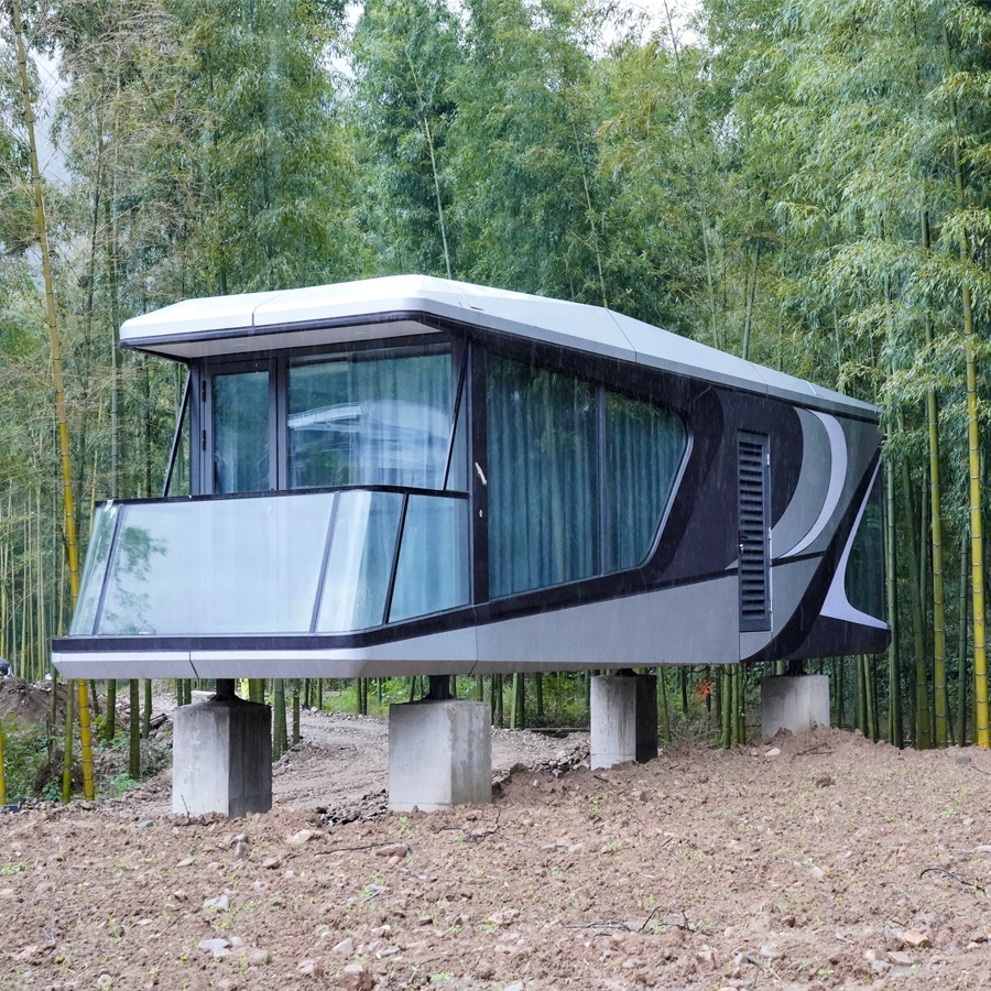 Luxury Prefabricated Modular Tiny Commercial Space Mobile Modern Capsule House Airship Pod Capsule Room For Living Resort