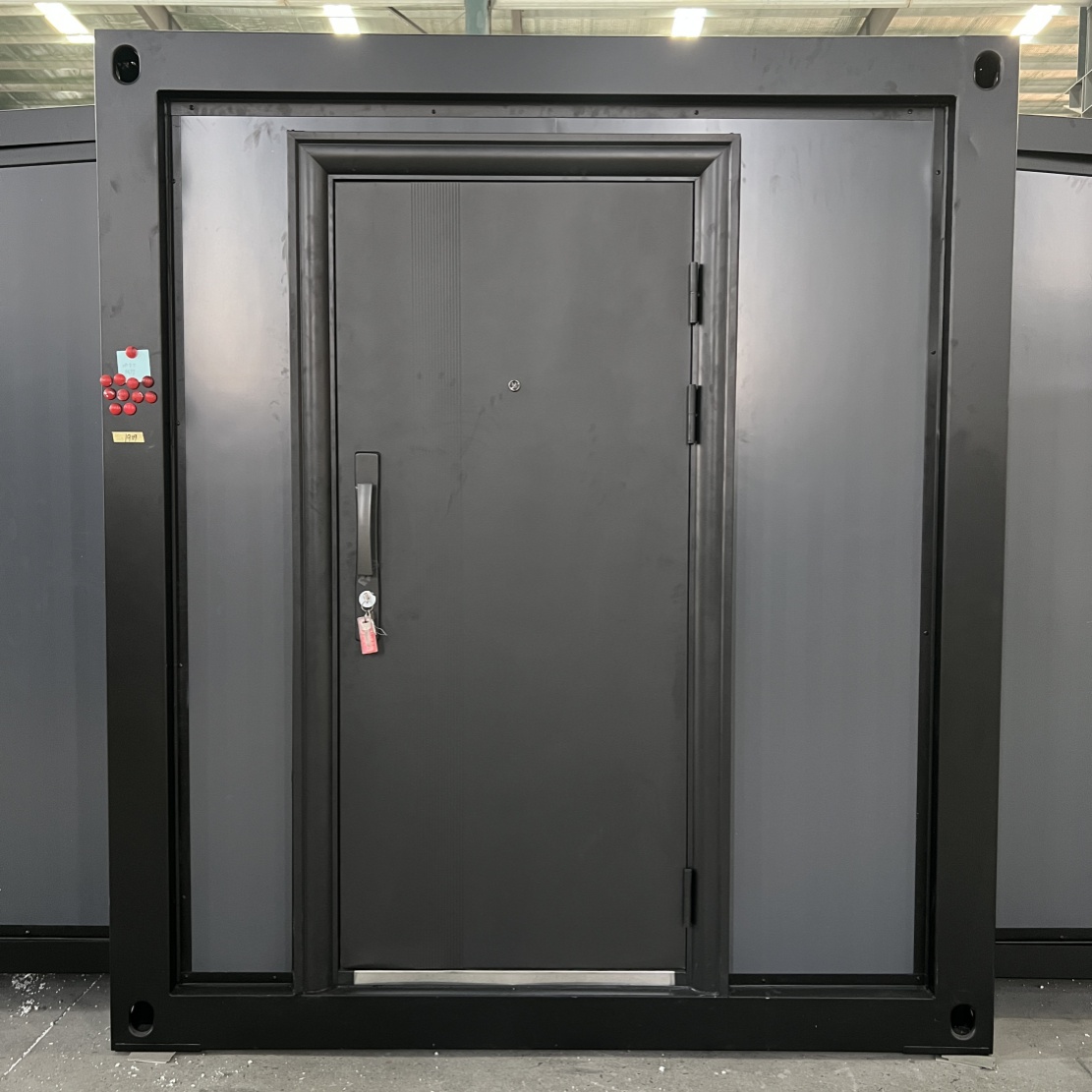 Factory Direct Modular Prefab Steel Structure Portable Living Villa 20ft Black Container House Expandable Container House
