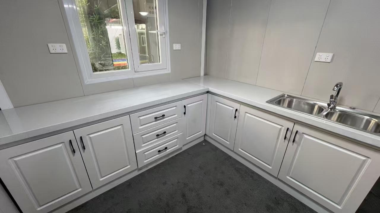 Prefab Luxury Villas Prefabricated Foldable Expandable Container House Portable Mobile Tiny Home Ready Expanding Houses On Wheel