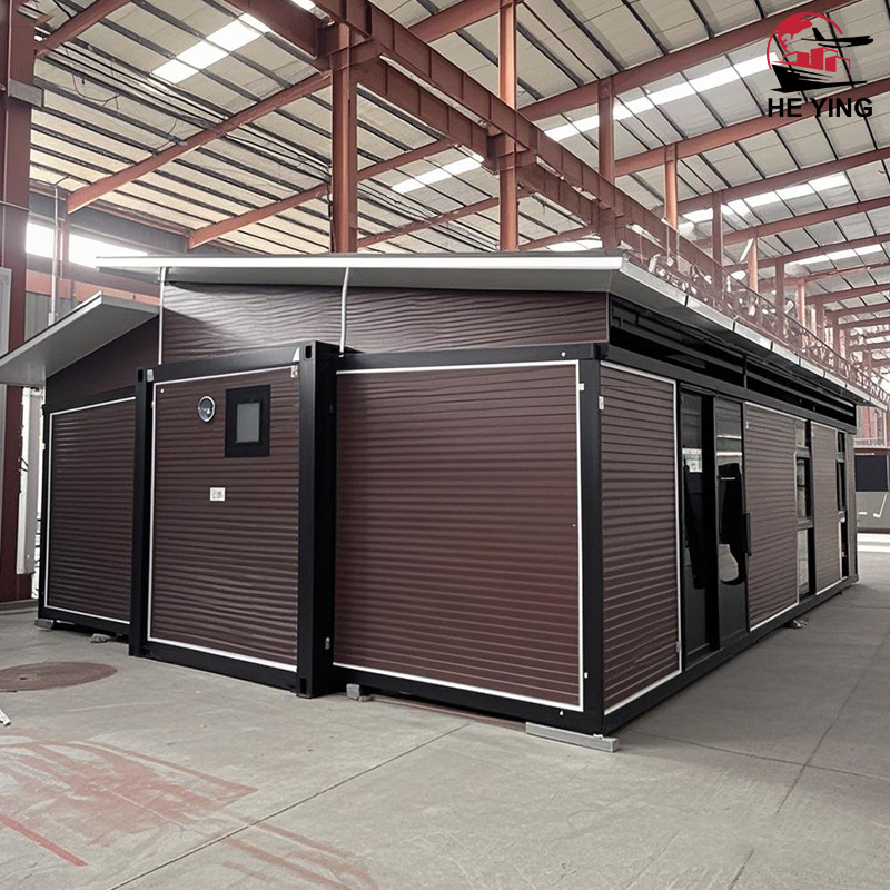 Verified Modern Luxury 20-40 Ft Prefabricated Container House Foldable Expandable 2-5 Bedroom Villa for Hotel Sandwich Panel