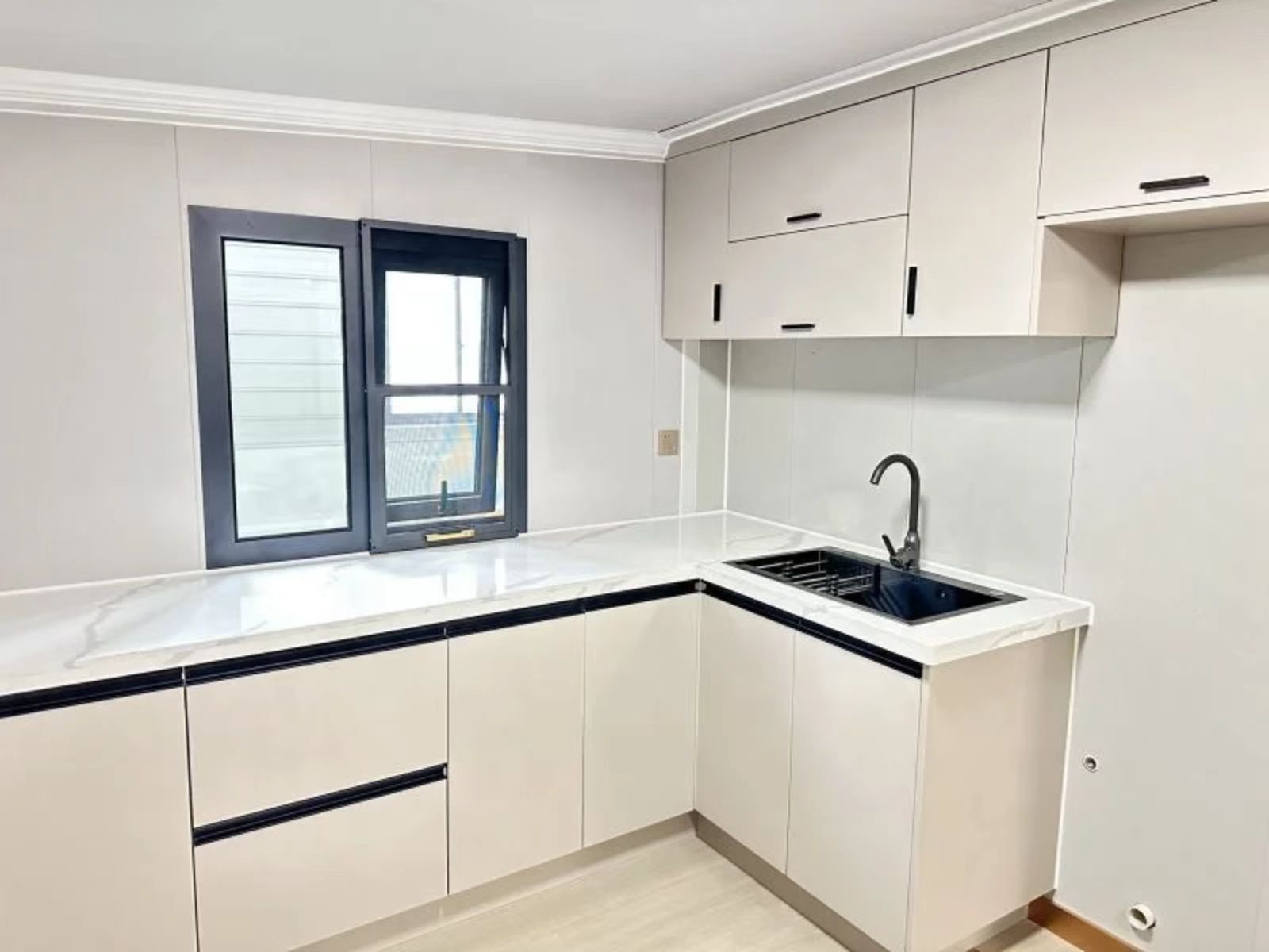 Prefab Ready Made Tiny Folding Expandable Winter 20Ft 40ft Shipping Container Foldable Small Modular Kit Office Home House