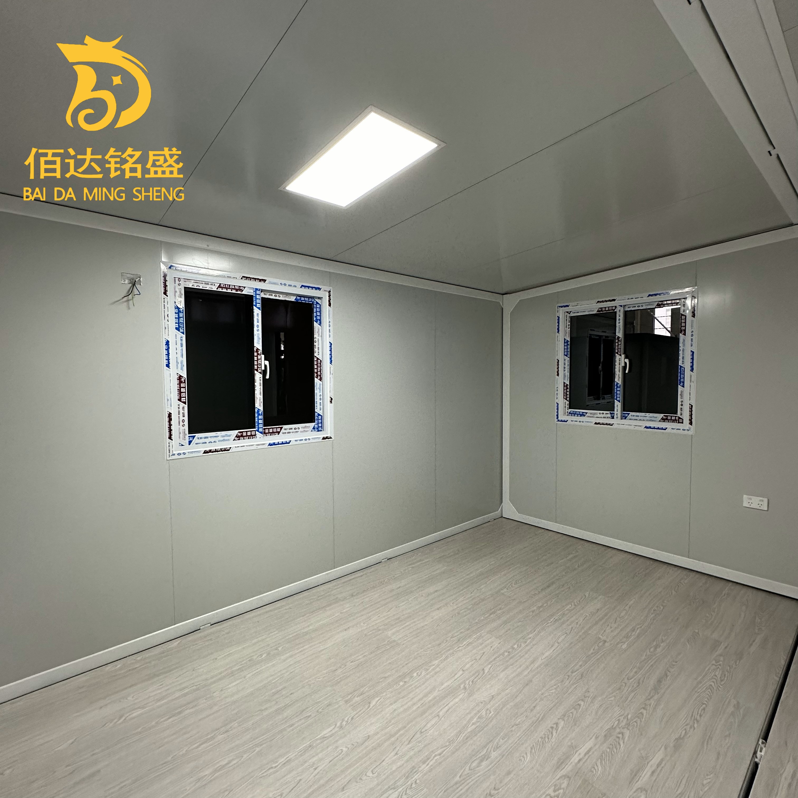 BDMS Casa 40ft Expandable Container 4 Bedroom 74m Eco Friendly Fast Install Prefab Villa Refugee Camp Dormitory Home