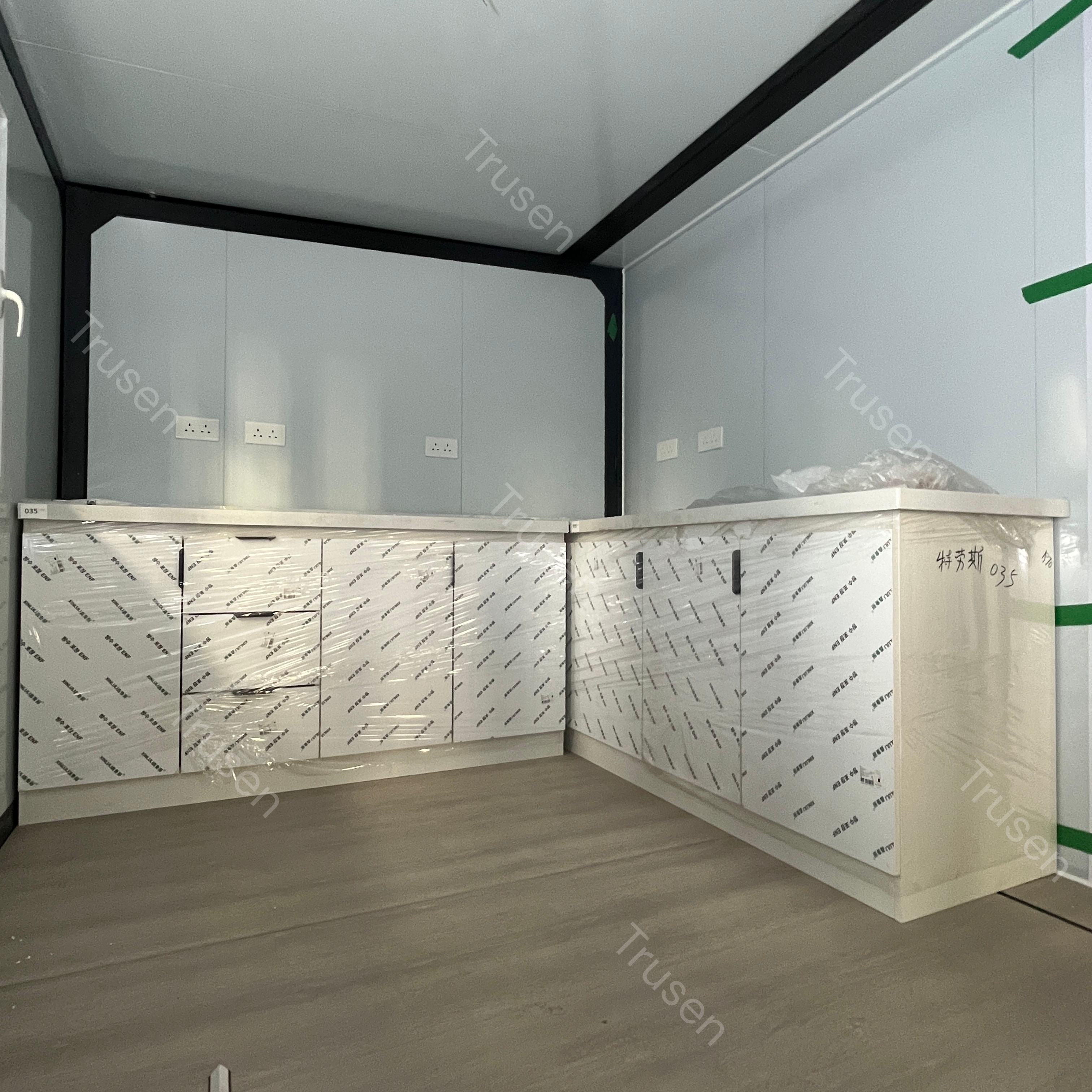 Small Luxury 20ft 30ft 40ft Prefab 2 Bedroom 1 Bath Integrated House Granny Flats Modular Apartment Tiny Apartment for Australia