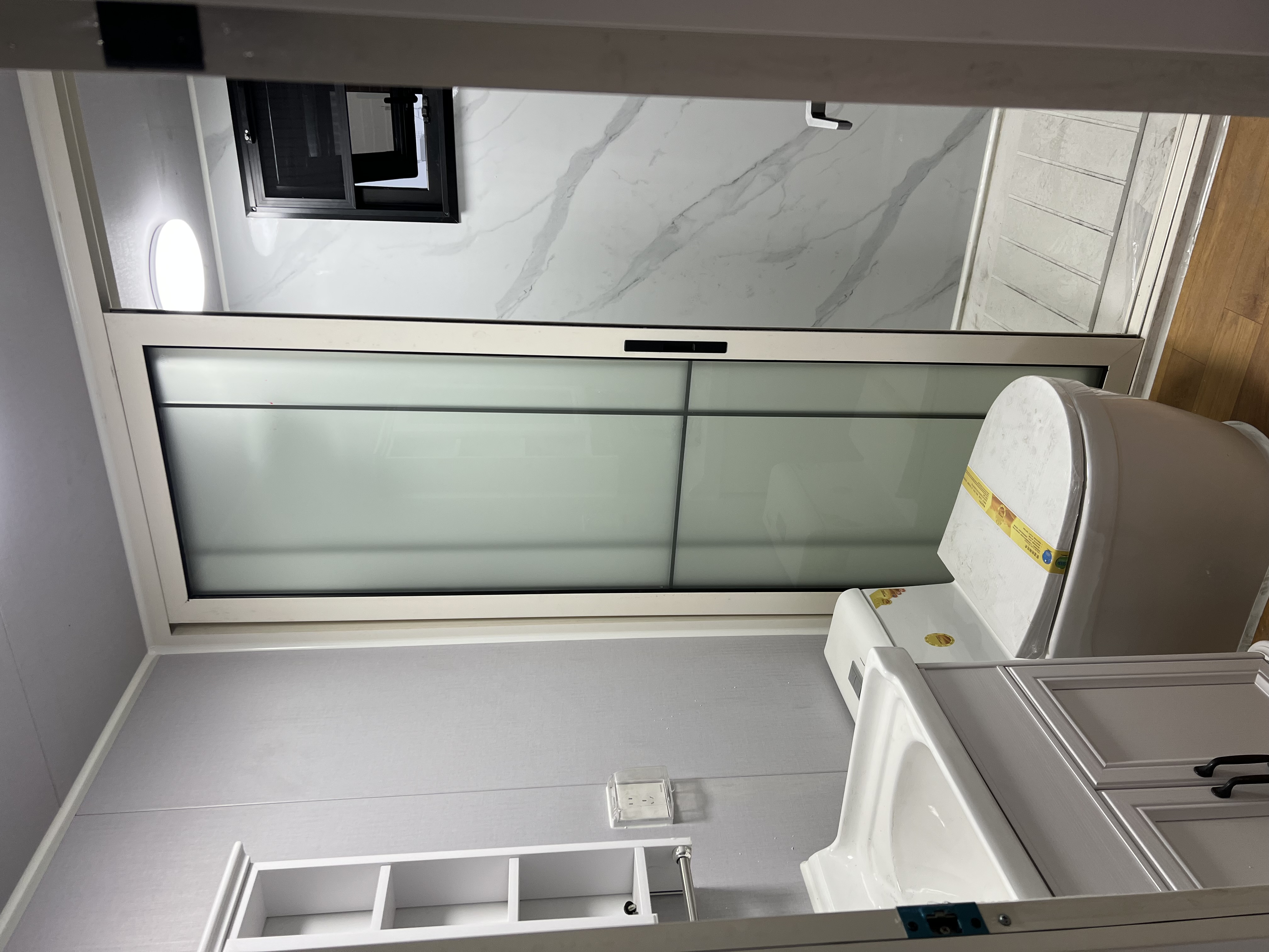 20ft Luxury Expandable Steel Container House Modular Prefab Tiny Home Portable Cabin for Apartment Office Building Backyard