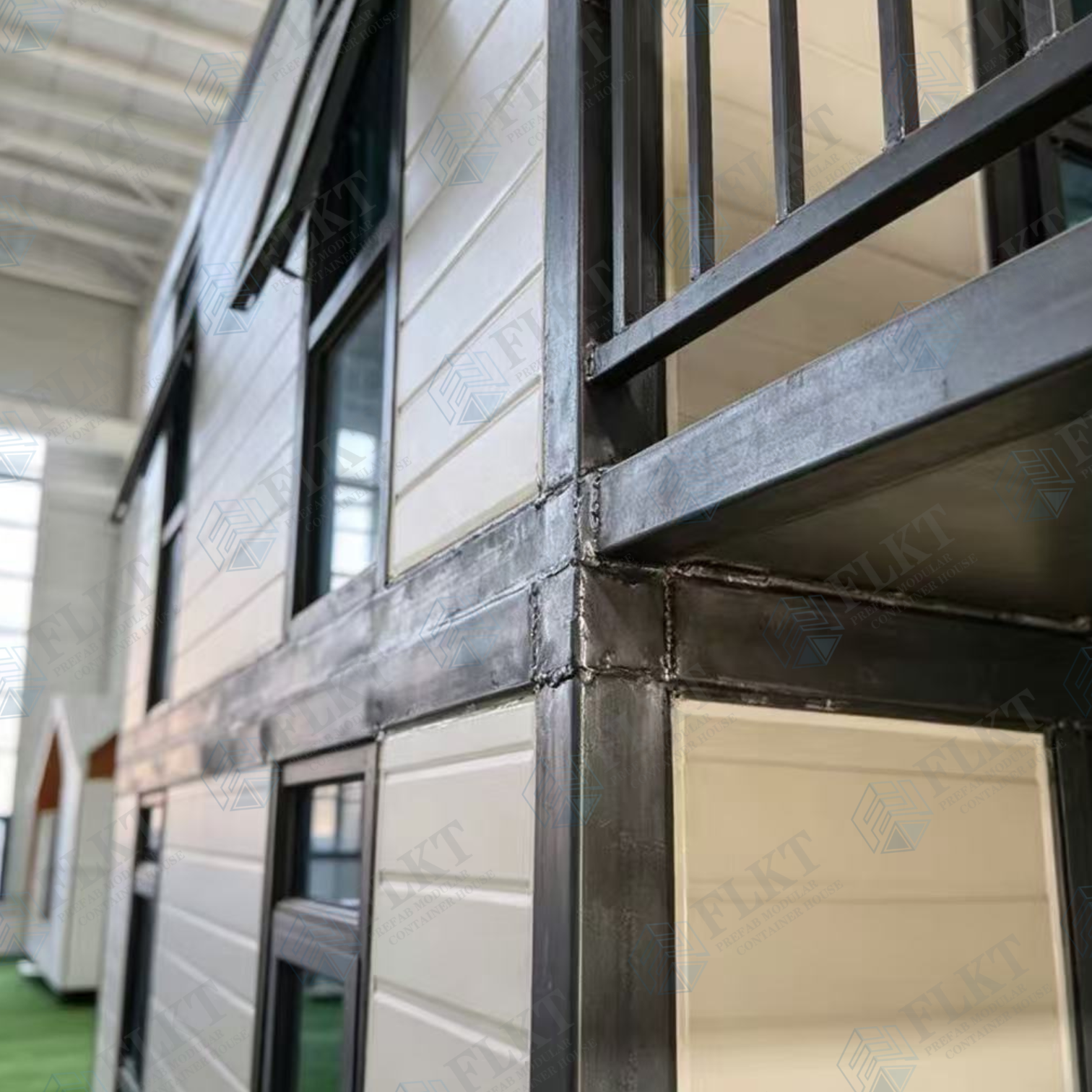 FLKT Fast Install Double Layer Double Wing Expandable Prefab House Portable 2 Storey Container Home Luxury Prefabricated Villa