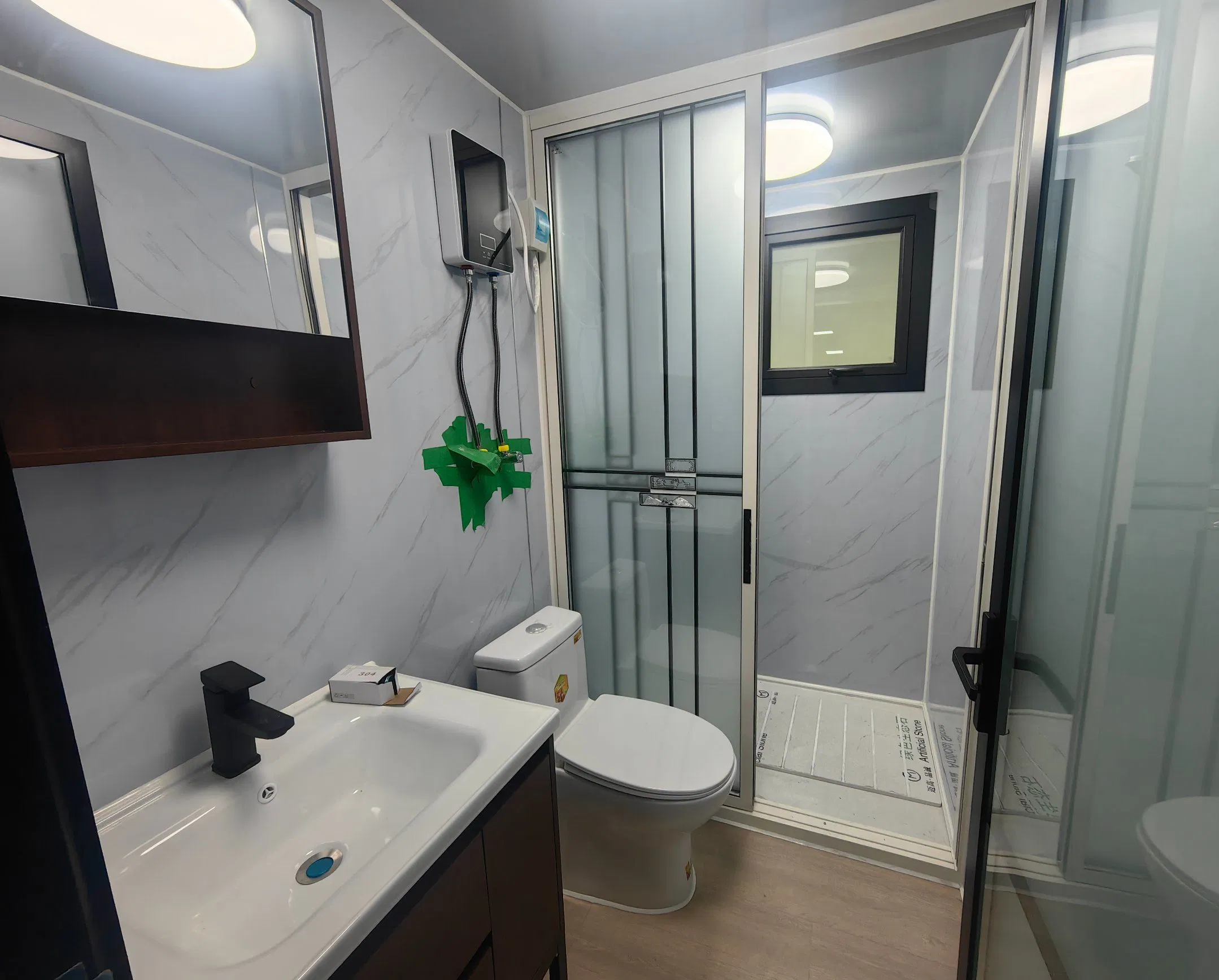 Stylish Expandable Container Home Modern Modular Tiny House for Vacation Rentals