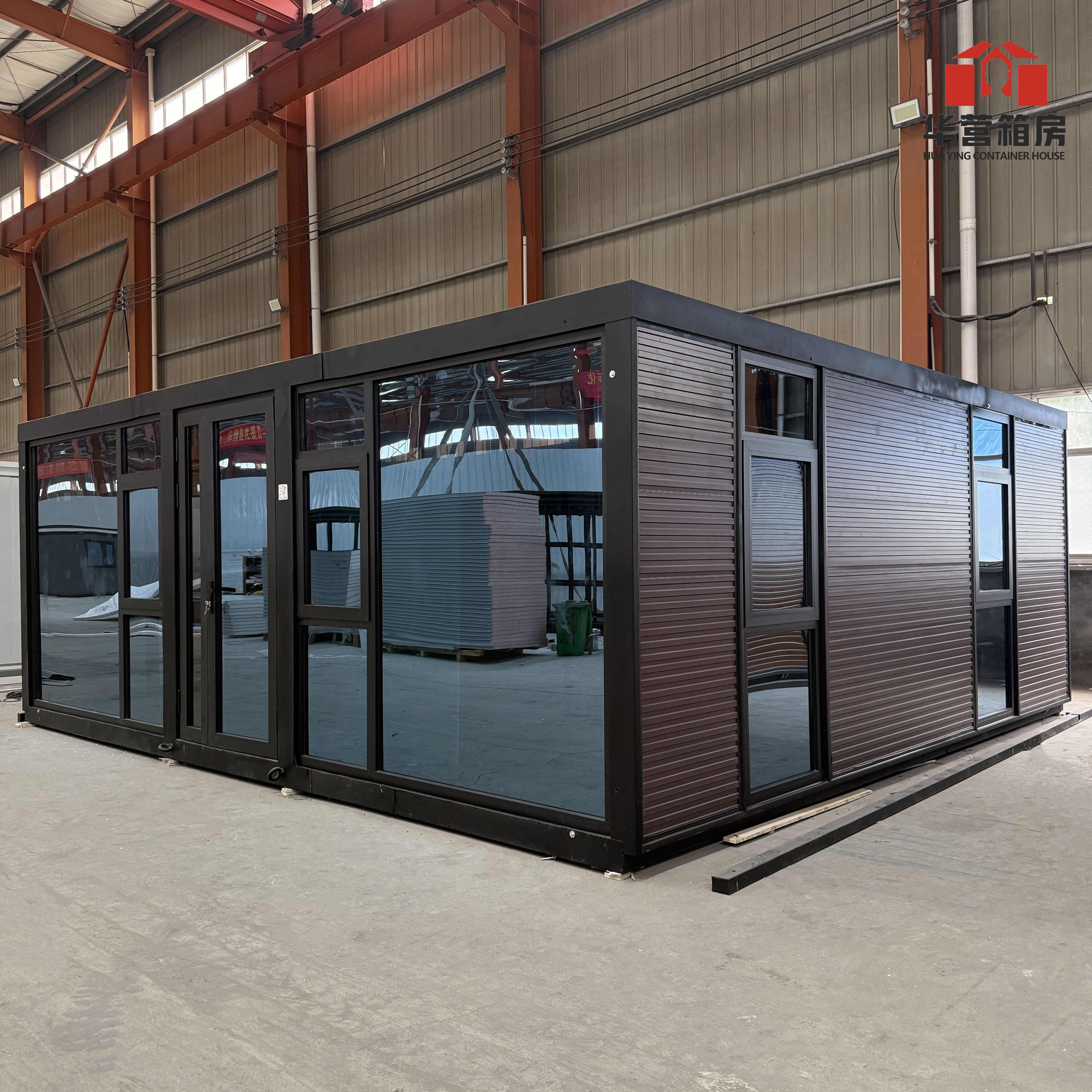 Luxury 20-Foot Expandable Container Mobile Houses Portable Offices Kitchen Bathroom Small Vacation Houses Made Sandwich Panel