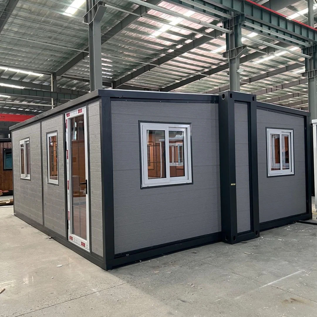20ft 40FT Luxury Expandable Prefabricated Modular Container House with Midcentury Modern Design Breathable Structure Living Room