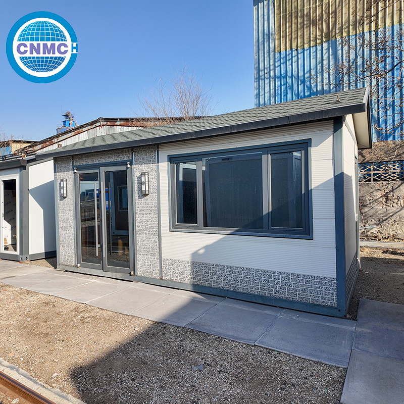 Expandable Double Wing Industrial Design 40FT Container Home 2 Bedroom Prefab House Balcony 1 Year Warranty Farmhouse Home Bar