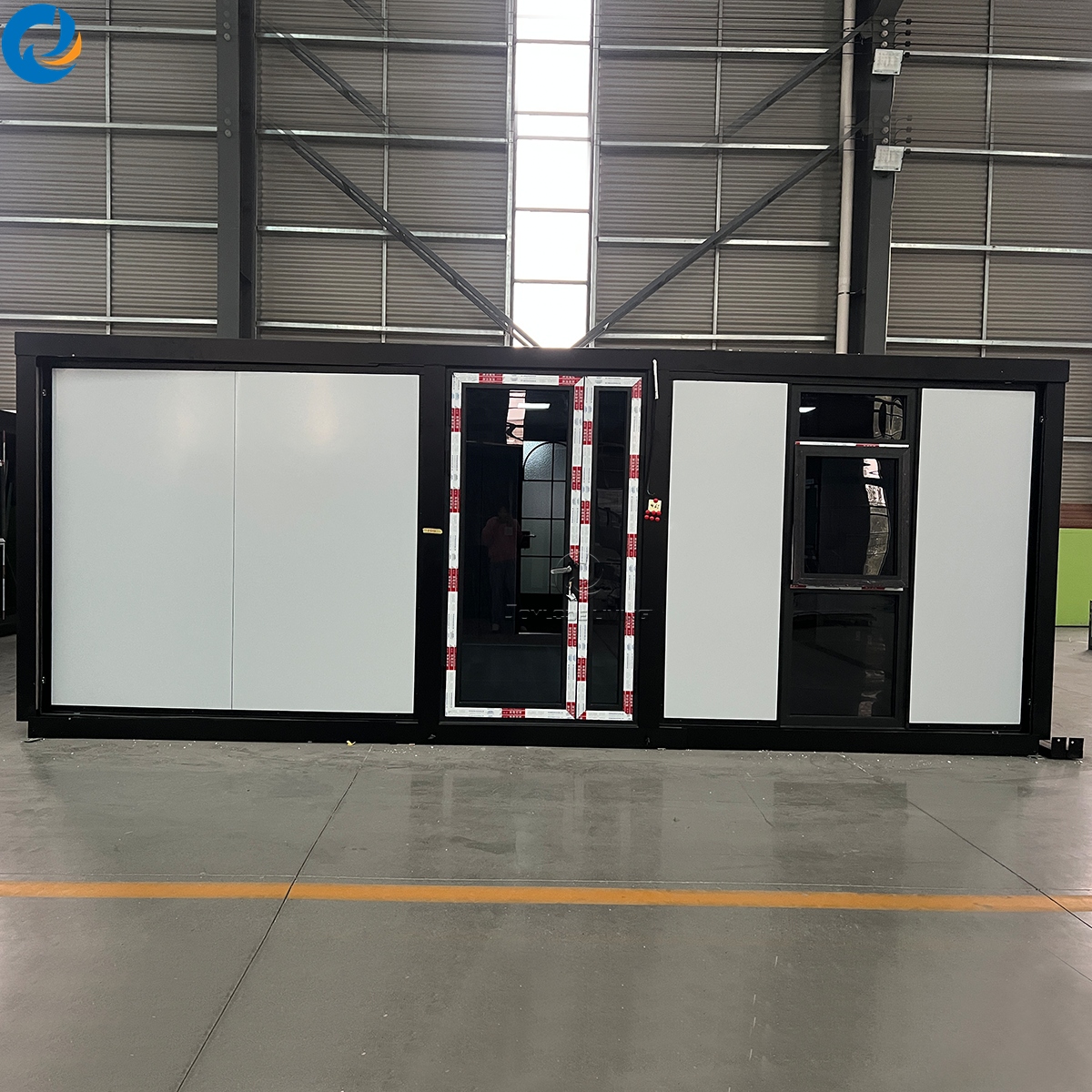 Expandable Galvanized Steel Container Clinic-Mobile Medical Unit for Disaster Relief Eco-friendly Living &amp; Apartment Use