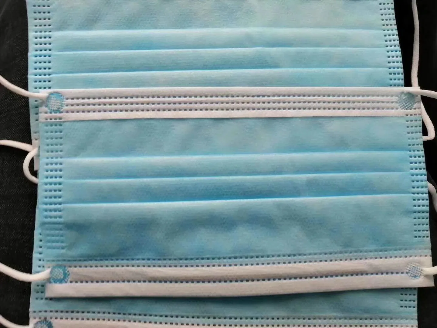 Mascarilla quirúrgica con 3ply