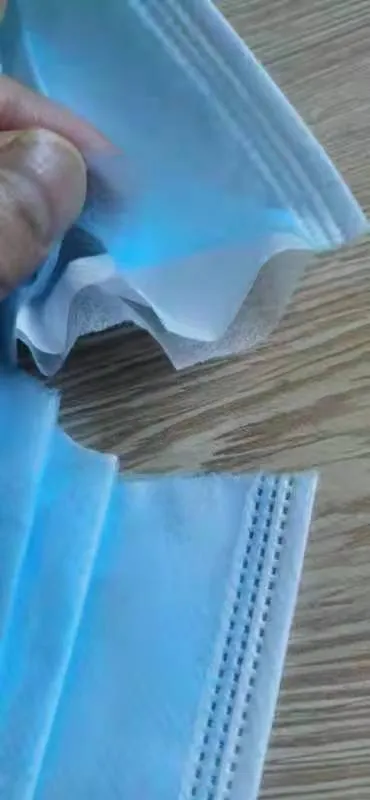 Mascarilla de capas antibacteriana 4