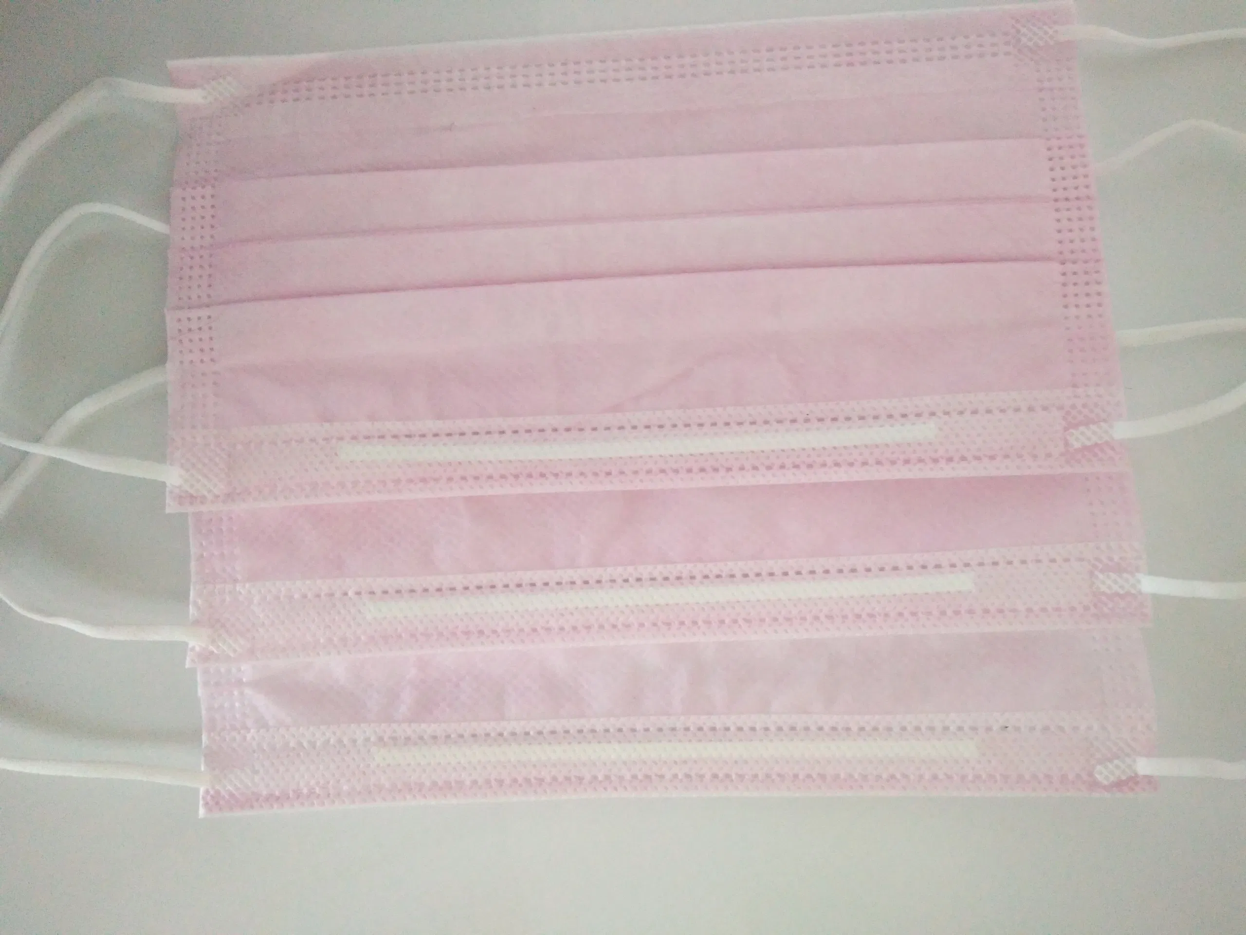 3 Mascarilla desechable civil de tela no tejida con ganchos para las orejas