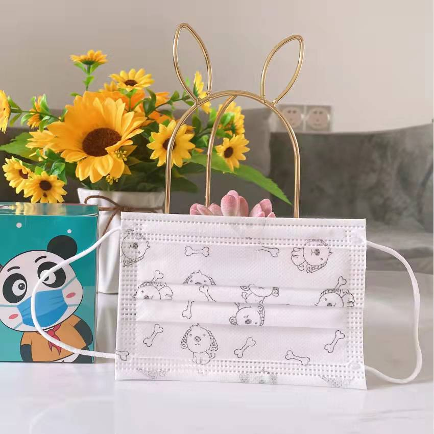 Máscara desechable de tela con estampado navideño 3 Ply, máscara civil protectora contra el polvo para uso diario de adultos y niños