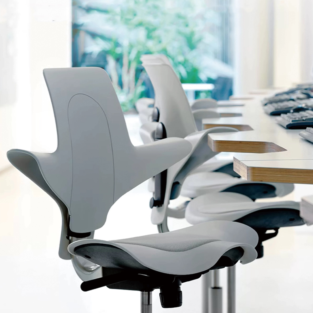 Saddle Spine Protector Ergonomic Riding Chair Dentist Riding Saddle Stool Rolling Swiveling Chair PU Foaming Saddle Chairs