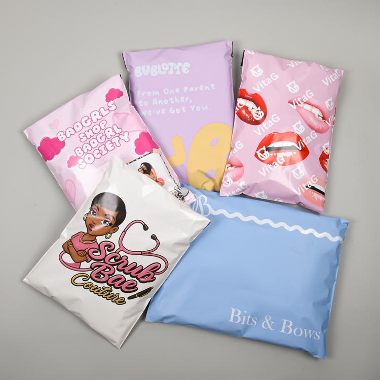Custom Printed logo Poly Mailer Bags High Quality Resealable Shipping Bags for Delivery Tear Proof Courier Shipping Mailing Bag
