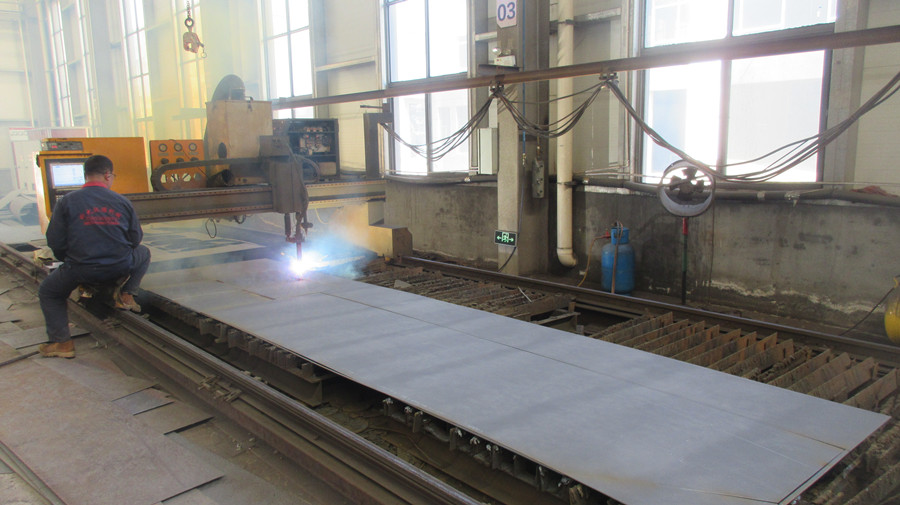 Cargo cutting and preparation process at Changi Logistics