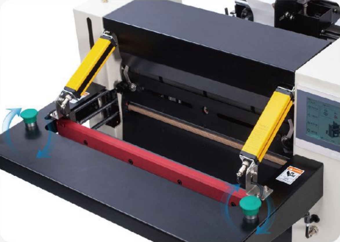 High-accuracy Automatic High Speed Poly Mailer Express Courier Bag Packing Machine Auto Bagger