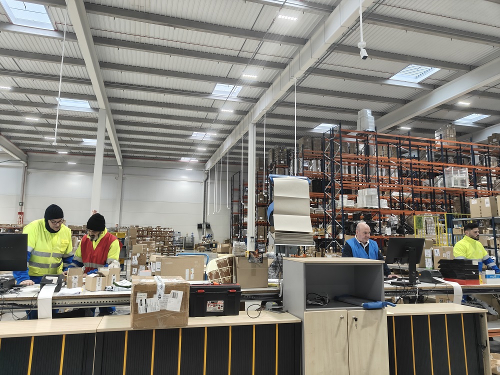 LCL Consolidation Services From Spain Cost Effective Less Container Load Shipping With Warehousing and Door to Door Delivery