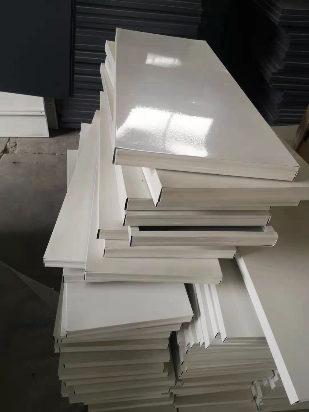 High Quality Light Medium Duty Warehouse Storage Rack Power Coating Shelf for Sale