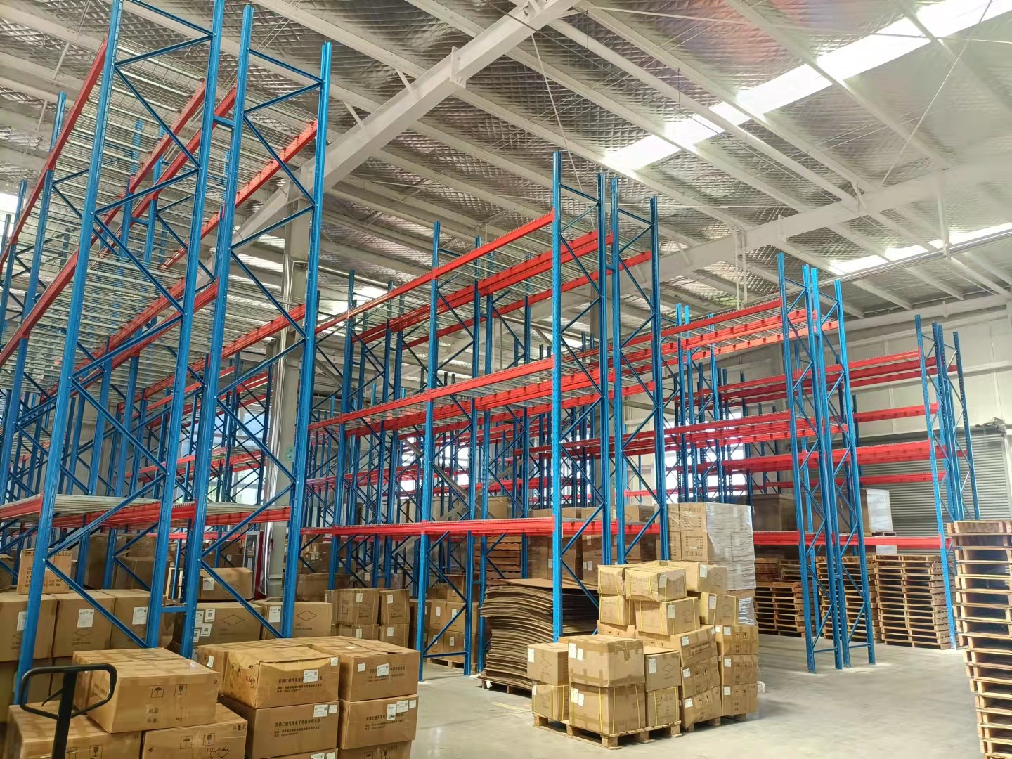 Warehouse Storage Racks Application