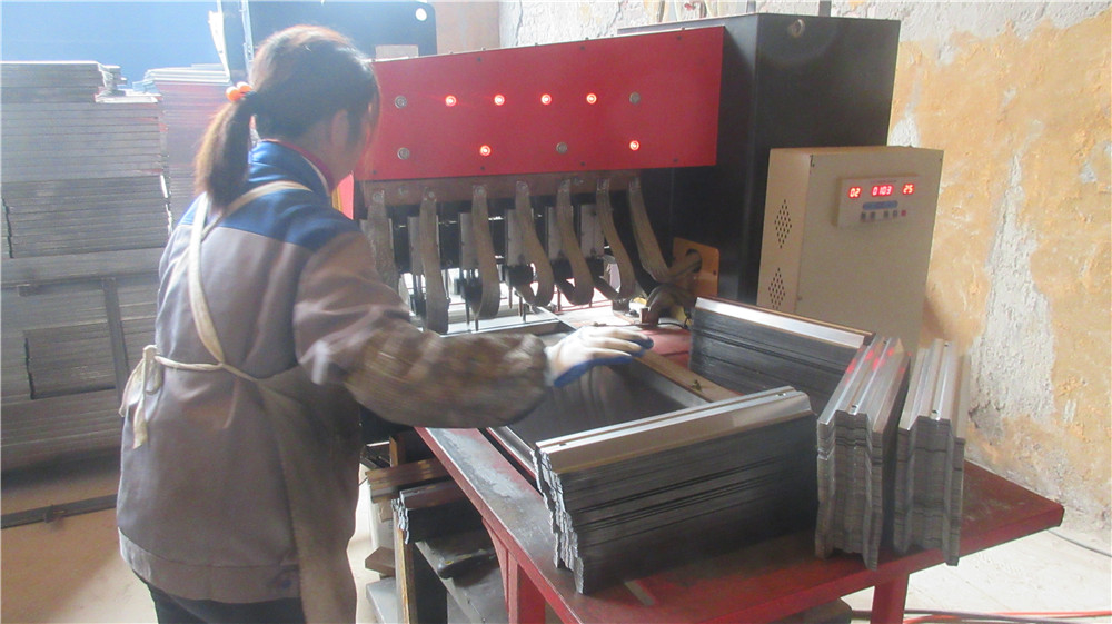 Platoon Welding Machine