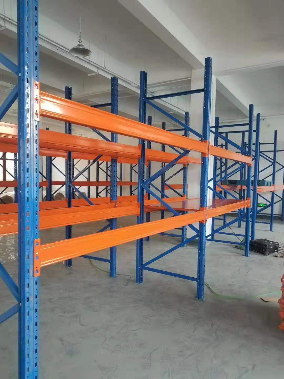 Customized Adjustable  Design Steel Heavy Duty Metal Storage Warehouse Shelf Display Rack
