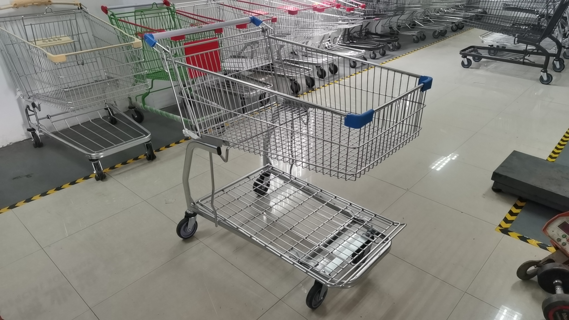 China Factory Custom150L Supermarket Shopping Trolley Cart American Style Hand Trolley