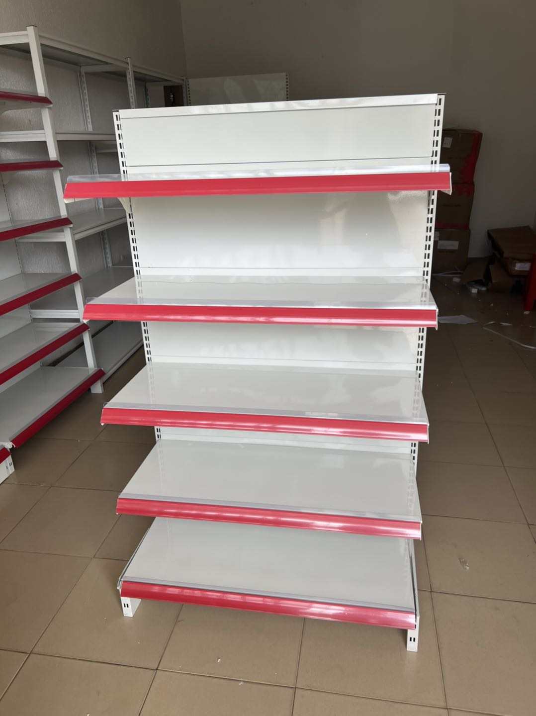 Customized Metallic Light Duty Single-Sided Pharmacy Supermarket Shelves Gondola Racks