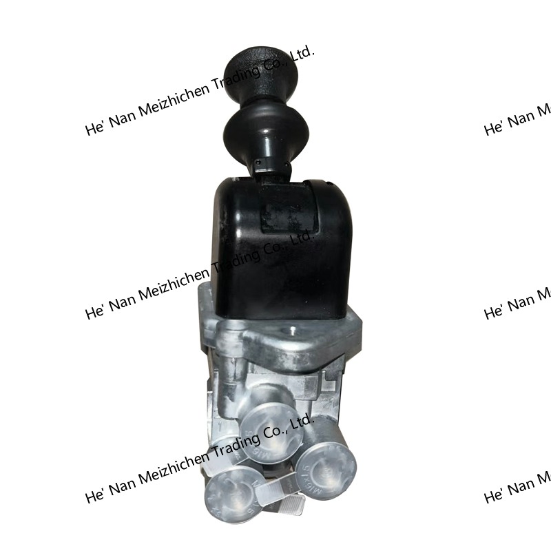 High-Quality Hand Brake Valve A0034307481 for Commercial Vehicles