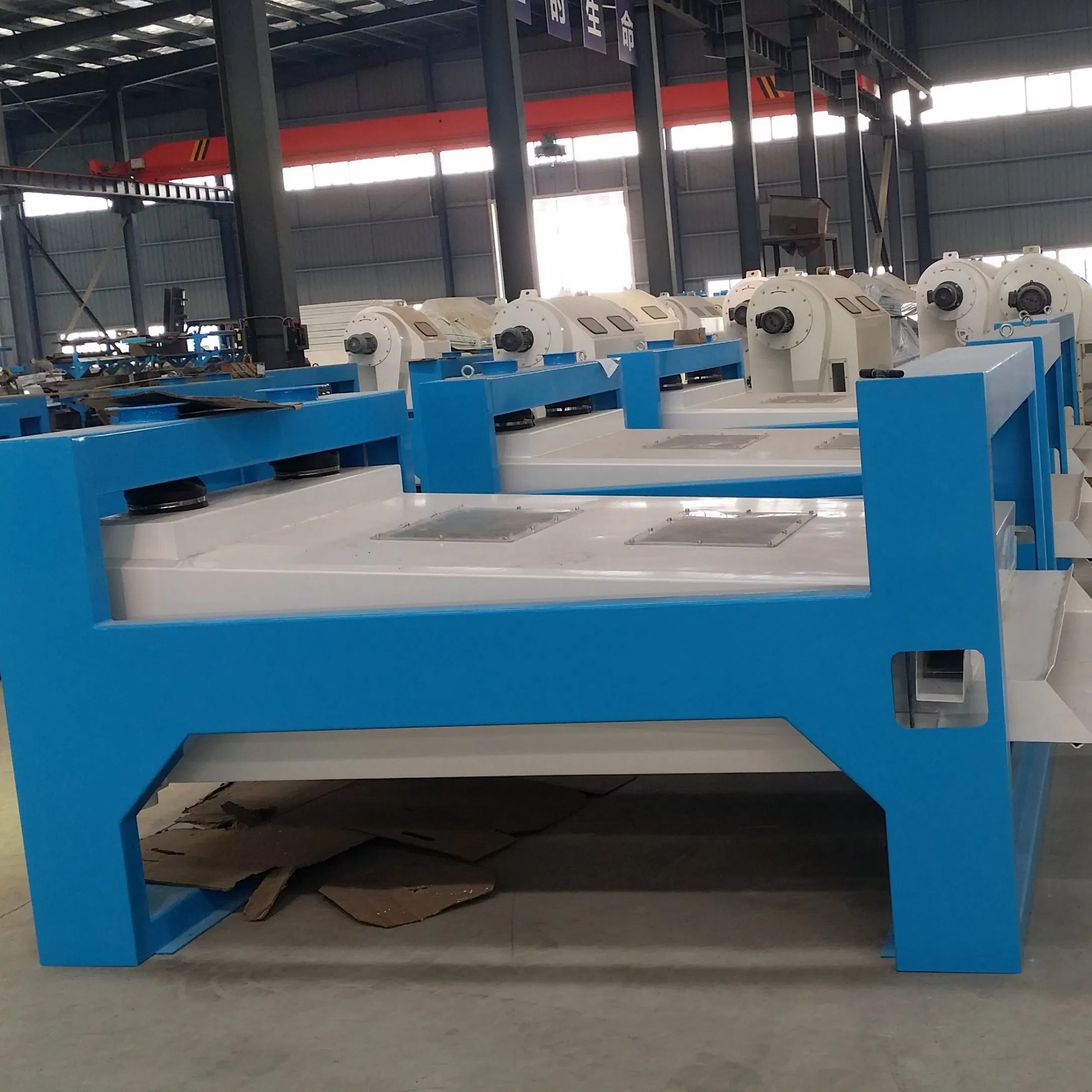 Plane Rotary Screen with Counterweight Balance System Ensuring Smooth Operation and Minimal Vibration When Sifting Heavy Loads of Corn and Wheat