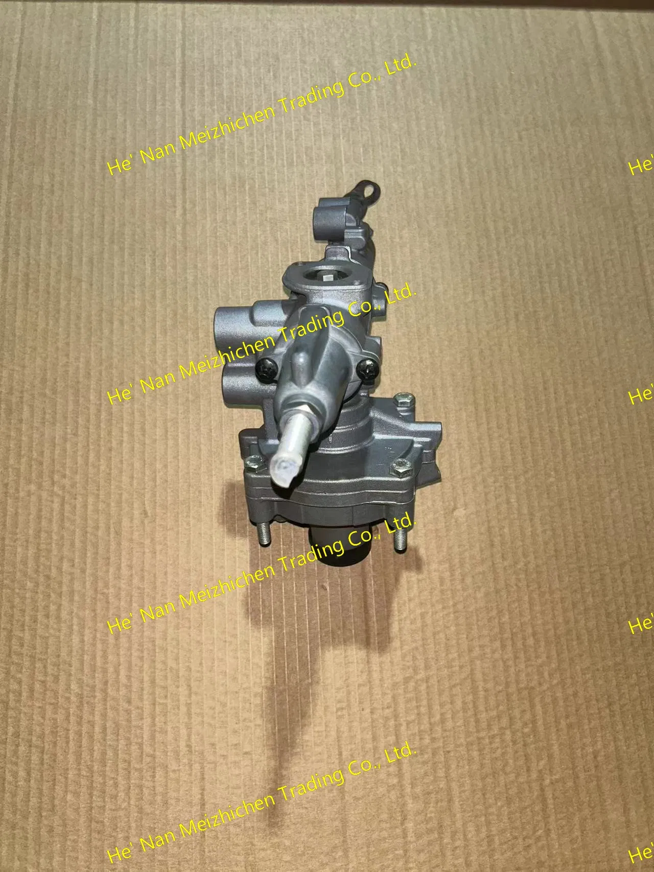 Heavy-Duty Vehicle Load Sensing Valve with Durable Design