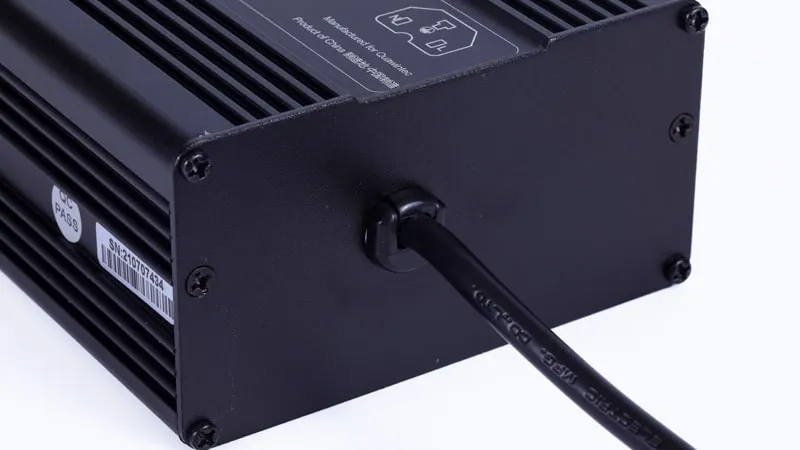 Battery Charger Display 3